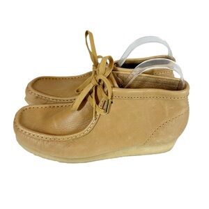 CLARKS ORIGINALS Women's 10 Wallabee Light Tan Leather Oxford Rubber Gum Sole